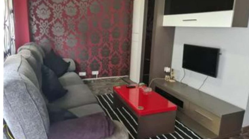 Foto del salón principal de casa en venta en Castejón. Amueblado y para entrar a vivir.