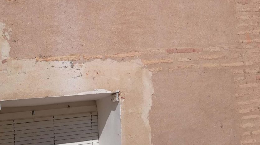 Fachada exterior casa en Albeta en venta