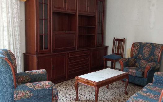 Sala de estar en piso centrico de Alfaro